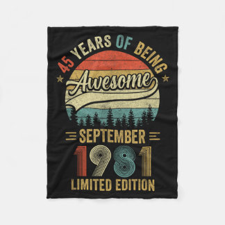Vintage September 1981 45 Years Old 45th Birthday Fleecedecke
