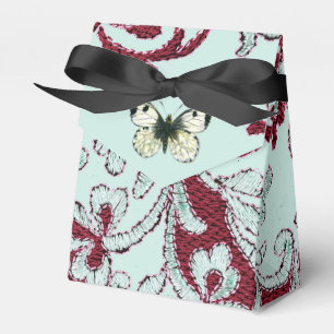 Vintage Shabby-Chic-Spitze und Schmetterling Geschenkschachtel