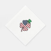 Vintage Shamrock-Flagge St. Patrick's Day Serviette (Ecke)