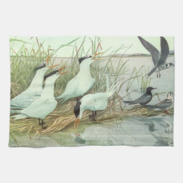 Vintage Shorebirds in Marsh von Louis Futes Geschirrtuch