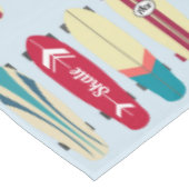 Vintage Skateboards Tischdecke (Schrägansicht)