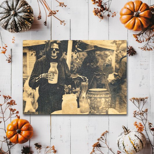 Vintage-Skelett Gruseliger Sommer Summerween Postkarte