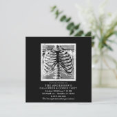 Vintage Skelettknochen Torso-Karosserie Halloween Einladung (Stehend Vorderseite)