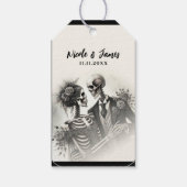 Vintage Skelettromantik Gotische Hochzeitsszenon V Geschenkanhänger (Rückseite)