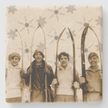 Vintage Skilangläufer mit Foto aus dem Schnee von 