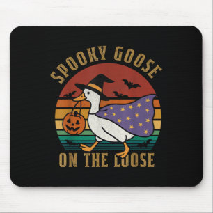 Vintage Soky Gans auf der Loose Funny Halloween Re Mousepad