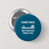 Vintage Sometimes Motivation Finds You Tee - Funny Button (Vorne & Hinten)