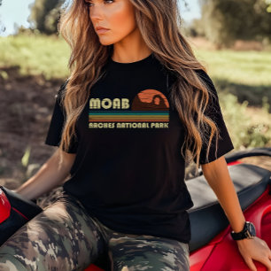 Vintage-Sonnenuntergang Moab Utah - Arches Nationa T-Shirt