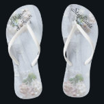 Vintage Spitzenmatron der Ehrenhochzeit Flip Flops Badesandalen<br><div class="desc">Dieses Vintage Spitzen-Design personalisiert, komfortabel Matron of Honor Flip Flops sind ein einfaches, elegantes und elegantes Geschenk für Mitglieder des Brautparty - Bride, Bridesmaid, Trauzeugin ... Sie ergänzen die Festlichkeiten Ihres Hochzeitstages, Junggeselinnen-Abschieds oder anderer Feierlichkeiten. Einfache Anpassung von Namen und Titel. Originelles Foto von Vintagen Spitzen Hochzeitskleid von Marcia Socolik....</div>