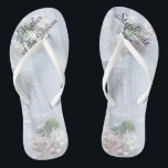 Vintage Spitzenmutter der Hochzeit Flip Flops Badesandalen<br><div class="desc">Das Vintage Design der Spitzen personalisierte, komfortable Mutter der Groom Flip Flops sind ein einfaches, elegantes und elegantes Geschenk für die Mitglieder des Brautparty - Bride, Bridesmaid, Trauzeugin ... Sie ergänzen die Festlichkeiten Ihres Hochzeitstages, Ihres Junggeselinnen-Abschieds oder anderer Feierlichkeiten. Einfache Anpassung von Namen und Titel. Original Foto von Vintagen Hochzeitskleid...</div>