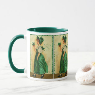 Vintage St. Patrick's Day-Lass im grünen Kleid Tasse