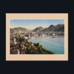 Vintage Stadt Como, Comosee Italien Postkarte<br><div class="desc">Aus unserem Poster mit dem gleichen Namen. Sehr hoch auflösendes Bild aus einer retuschierten und restaurierten Vintagen Postkarte. Como ist eine Stadt in der Lombardei, Italien. Es ist die administrative Hauptstadt der Provinz Como. Die Nähe zum Comer See und zu den Alpen macht Como zu einem beliebten Touristenziel und die...</div>