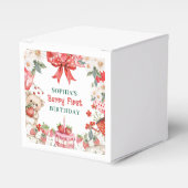 Vintage Strawberry Berry First Birthday  Geschenkschachtel (Vorderseite)
