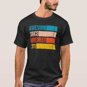 Vintage Streifenfarbe Phantastisch seit November 2 T-Shirt