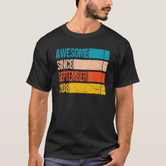Vintage Streifenfarbe Phantastisch seit September  T-Shirt
