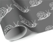 Vintage Style White Snails Kontur Illustration Geschenkpapier (Rolleneckpunkt)