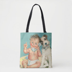 Vintage süßes Baby, das mit Hund am Telefon sprich Tasche
