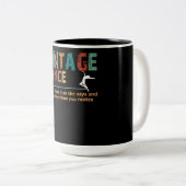 Vintage Tanzdefinitionsübergabe Zweifarbige Tasse (VorderseiteRechts)