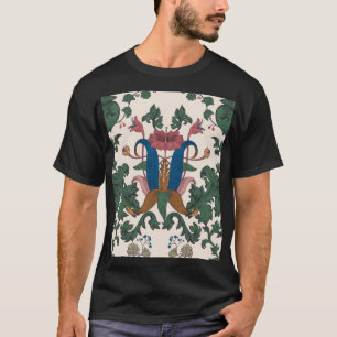 Vintage Tapete aus der Blumenrenaissance. T-Shirt