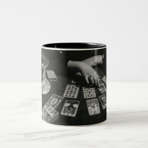 Vintage-Tarotkartenleser-Tasse Zweifarbige Tasse