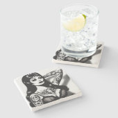 Vintage Tattooed Goth Girl Steinuntersetzer (Seitenansicht)