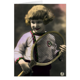 Vintage-Tennissport, glückliches Mädchen mit Schlä