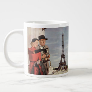 Vintage Touristen im Eiffelturm, Pariser Urlaub Jumbo-Tasse