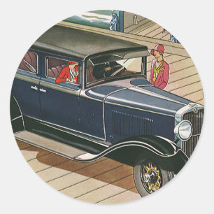 Vintage Transport, Auto am Dock am Ozean Runder Aufkleber