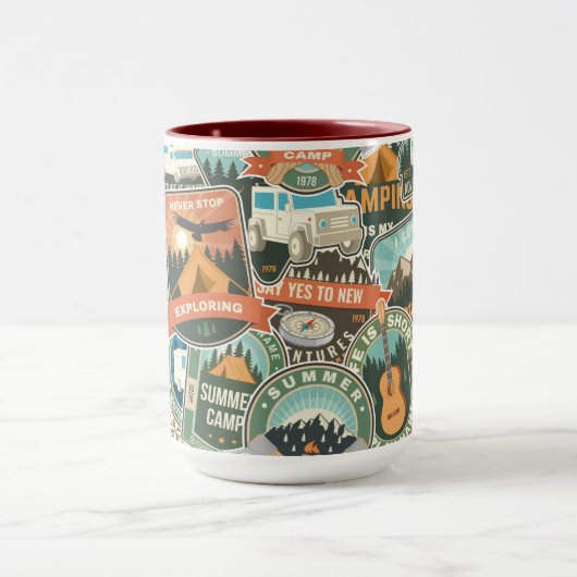 Vintage Travel Explorer-Muster Tasse (Zentrum)