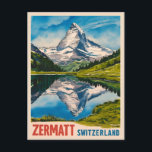 Vintage Travel Zermatt Schweiz Matterhorn Postkarte<br><div class="desc">Erleben Sie das majestätische Matterhorn mit diesem faszinierenden Retro-Reise-inspiriert Design. Inmitten nostalgischer Gemälde und Vintagen Charmes vereint dieses Stück die malerische Berglandschaft in einer Retro-Ästhetik,  die an klassische Reiseplakate aus früheren Zeiten erinnert.</div>
