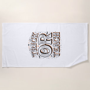 Vintage Trick Or Teach Halloween-Lehrer-Shirt-Des Strandtuch