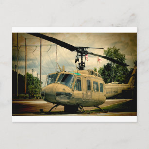 Vintage-UH-1-Huey-Militärhubschrauber aus der Viet Postkarte