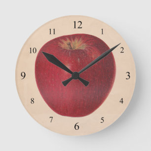Vintage Uhr an der Apple-Wand
