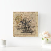 Vintage Uhr an der Schiffswand (Zuhause)