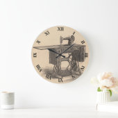 Vintage Uhr der Nähmaschine (Zuhause)