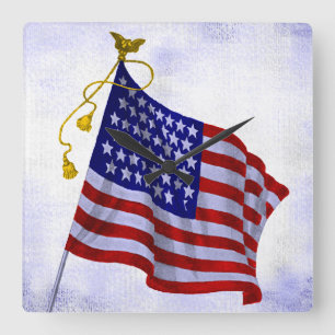 Vintage-Uhr mit US-Flagge Sternen und Streifen Quadratische Wanduhr
