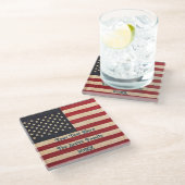 Vintage US Flagge unter amerikanischer Flagge Glasuntersetzer (Schrägansicht)