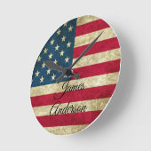 Vintage USA Flag American Patriotism Monogram Runde Wanduhr (Winkel)