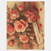 Vintage Valentinstag Schokolade und Blume Fleecedecke (Vorderseite)