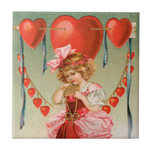 Vintage Valentinstag, viktorianisches Mädchen mit  Fliese