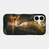 Vintage versteckter Wasserfall im Tal iPhone 16 Hülle (Rückseite (Horizontal))