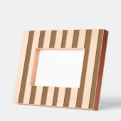 Vintage vertikale Streifen Mocha Mousse White Geätzte Rahmen (Links)