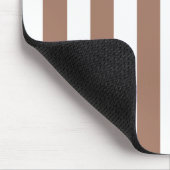 Vintage vertikale Streifen Mocha Mousse White Mousepad (Ecke)