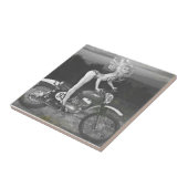 VINTAGE VERWÜRFELUNGSVORRICHTUNG UND HEISSES FLIESE (Seite)