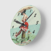 Vintage viktorianische badenschönheits-Dame Ocean Runde Wanduhr (Winkel)