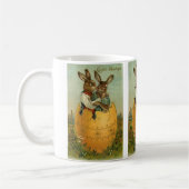 Vintage Viktorianische Osterbrunnen in einem Golde Kaffeetasse (Links)