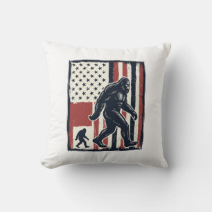 Vintage-Waldkreatur-Flagge-Vektor-Shirt-Design_1 Kissen