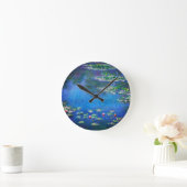 Vintage Water Lilies by Claude Monet Runde Wanduhr (Zuhause)