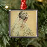 Vintage Wedding, Viktorianisch Bride Bridal Portra Ornament Aus Metall<br><div class="desc">Vintage Abbildung Viktorianische Hochzeitspassage-Design mit der Braut im Profil. Die schöne Braut ist in ihrem Hochzeitskleid mit einem Schleier,  der einen Blumenstrauß weißer Blume hält.</div>