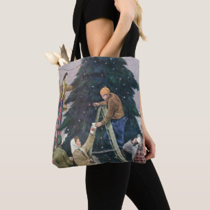 Vintage Weihnachten, Familie beim Aufhängen von Li Tasche